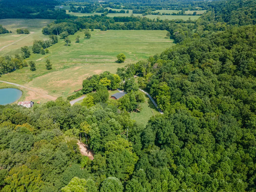 755 Briar Pond Rd Centerville, TN 37033