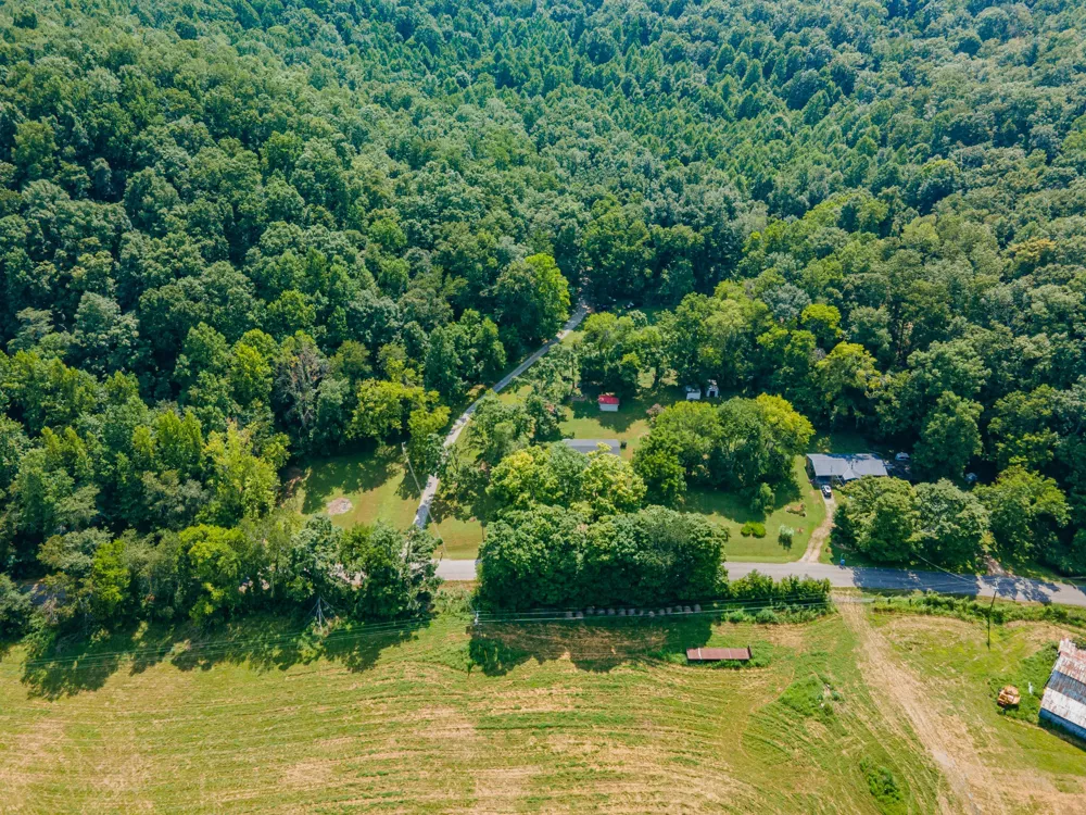 755 Briar Pond Rd Centerville, TN 37033