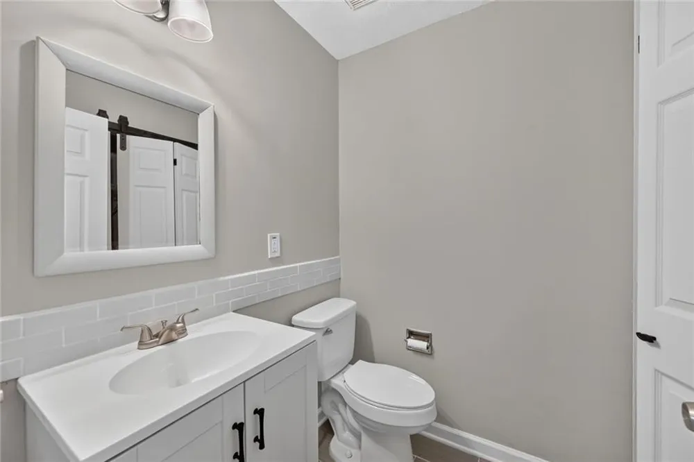 226 High Creek Drive Roswell, GA 30076