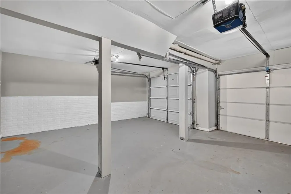 226 High Creek Drive Roswell, GA 30076