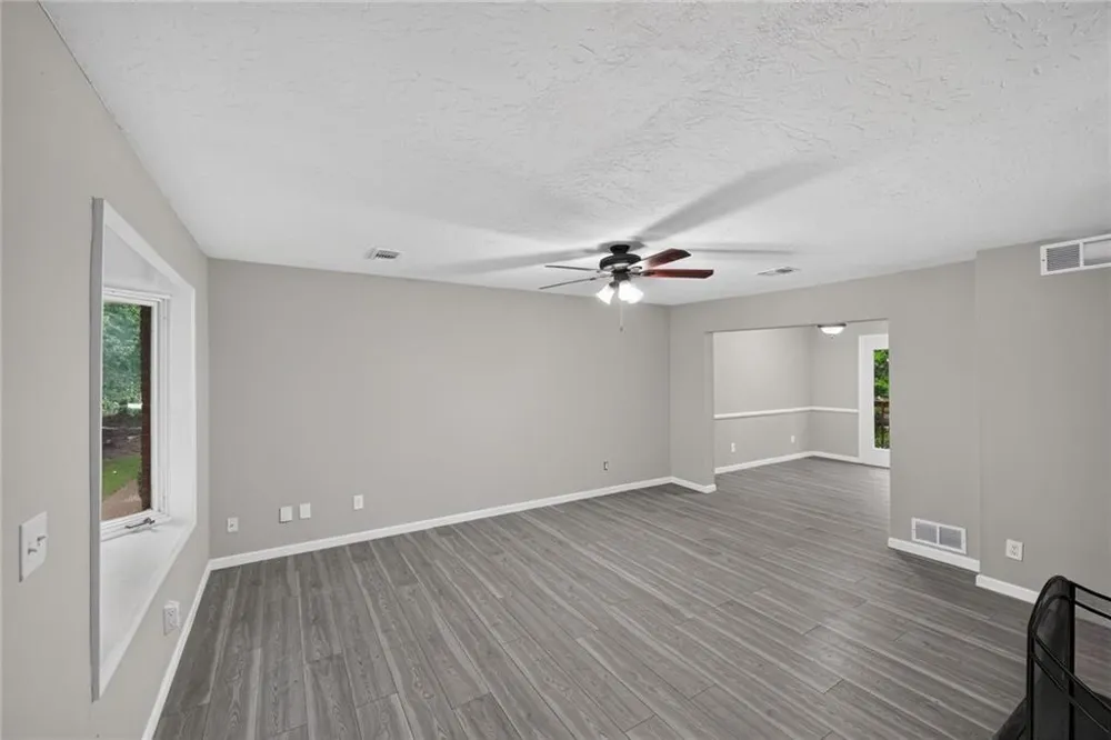 226 High Creek Drive Roswell, GA 30076