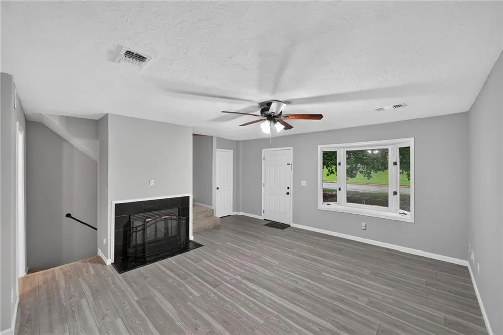 226 High Creek Drive Roswell, GA 30076