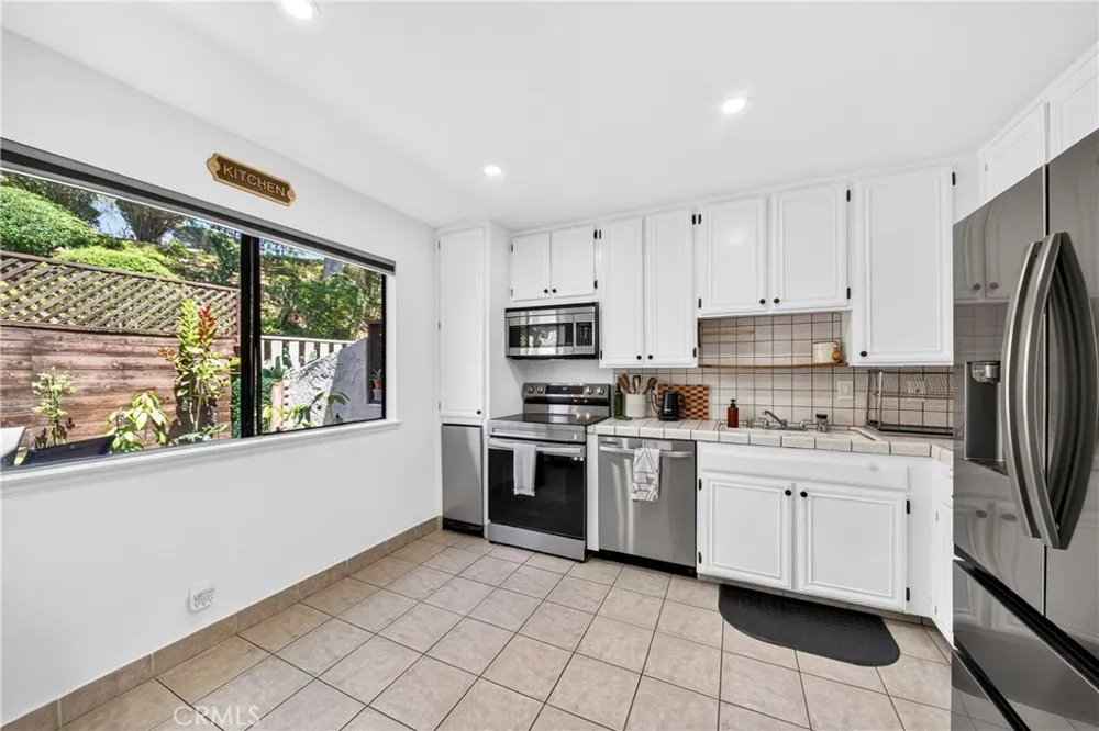 1826 Vista Del Oro Fullerton, CA 92831