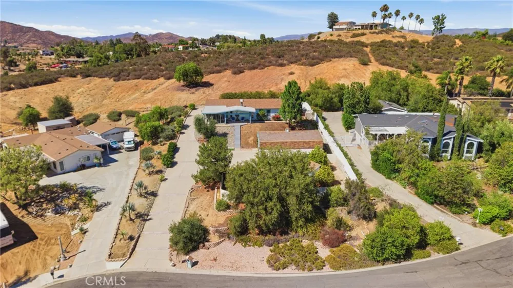 24440 Woodshed Way Wildomar, CA 92595