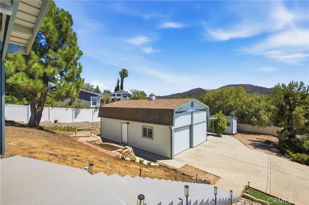 24440 Woodshed Way Wildomar, CA 92595