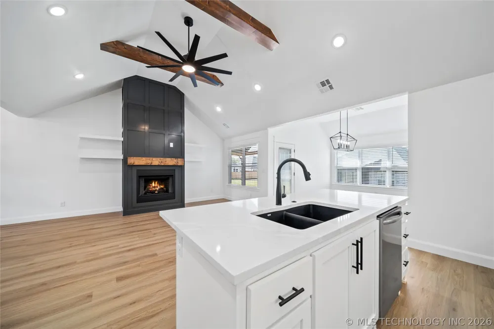 28002 E 107th Street S Coweta, OK 74429