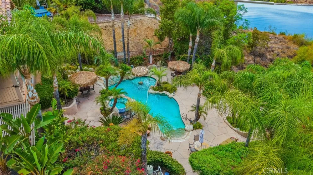 22049 Loch Lomond Canyon Lake, CA 92587