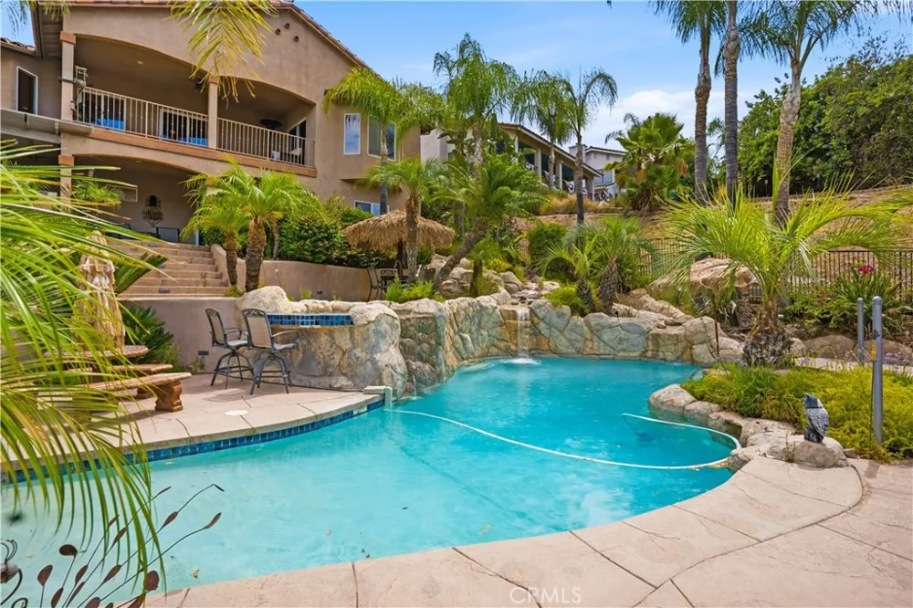 22049 Loch Lomond Canyon Lake, CA 92587