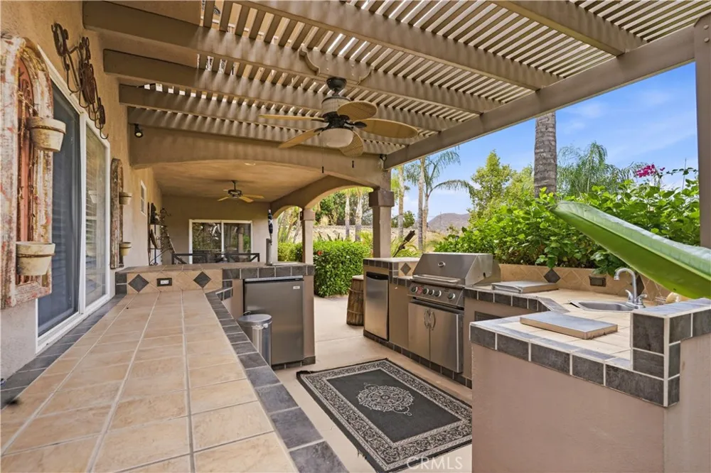 22049 Loch Lomond Canyon Lake, CA 92587