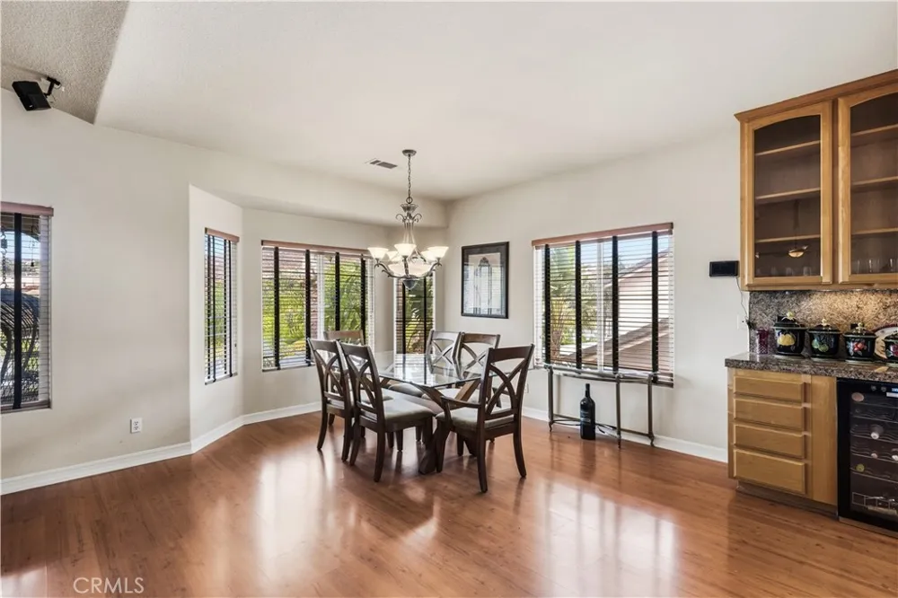 22049 Loch Lomond Canyon Lake, CA 92587
