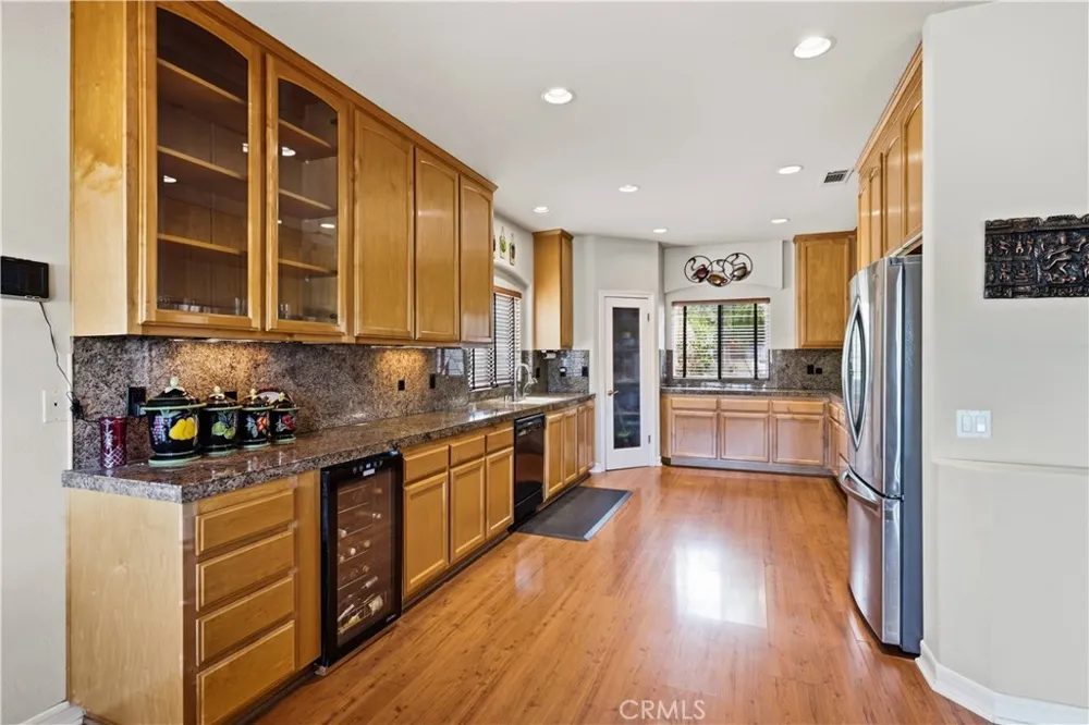 22049 Loch Lomond Canyon Lake, CA 92587