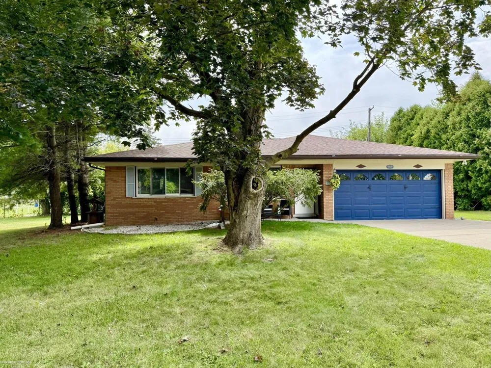 18908 Monica Drive Clinton Charter Township, MI 48036