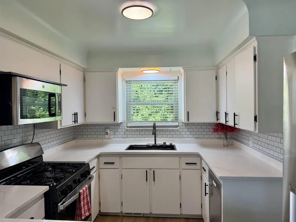 18908 Monica Drive Clinton Charter Township, MI 48036