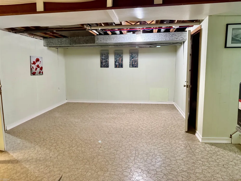 18908 Monica Drive Clinton Charter Township, MI 48036