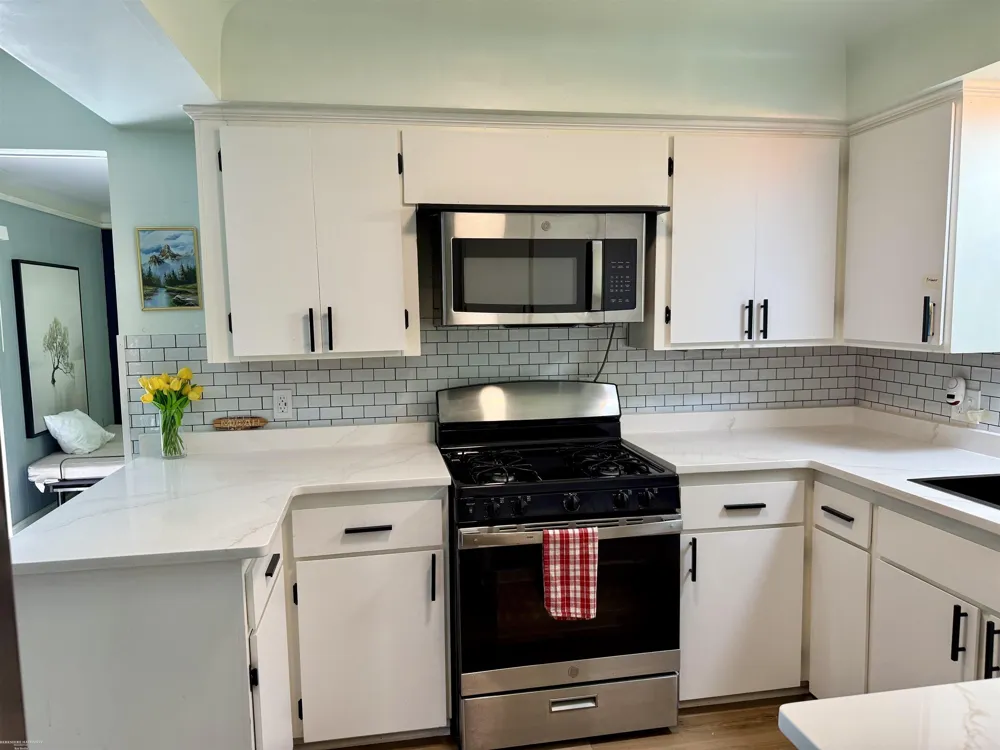 18908 Monica Drive Clinton Charter Township, MI 48036