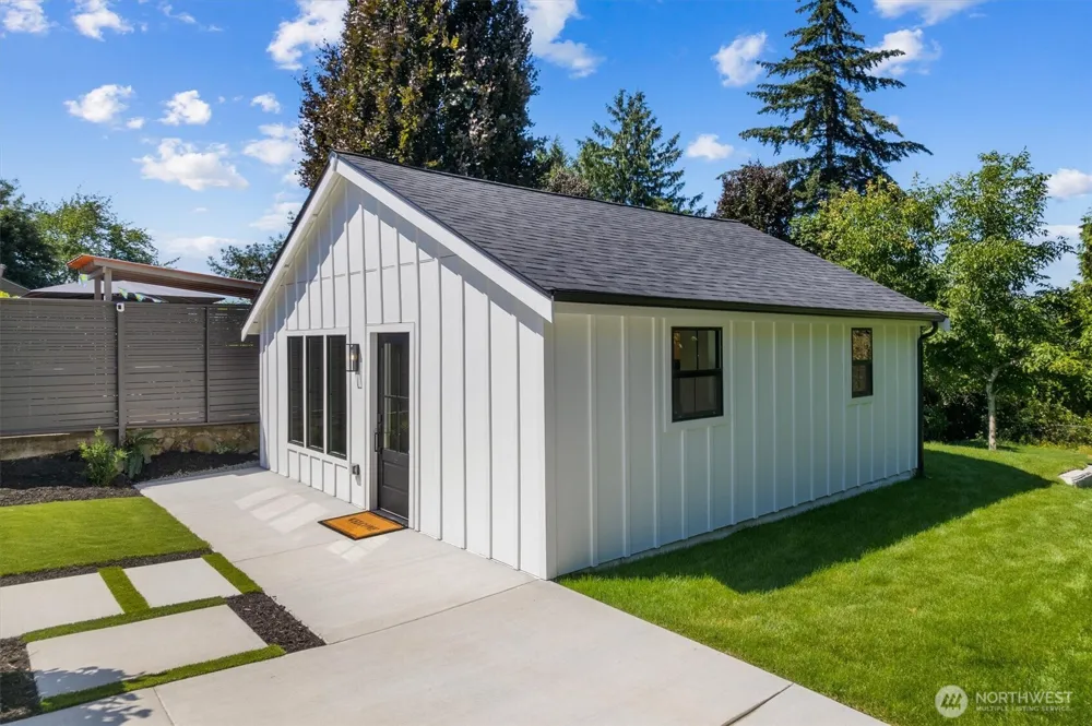7743 Seward Park Avenue S Seattle, WA 98118
