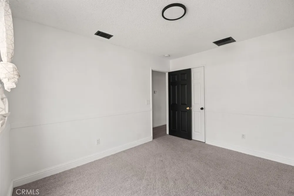 8560 Nipa Avenue California City, CA 93505