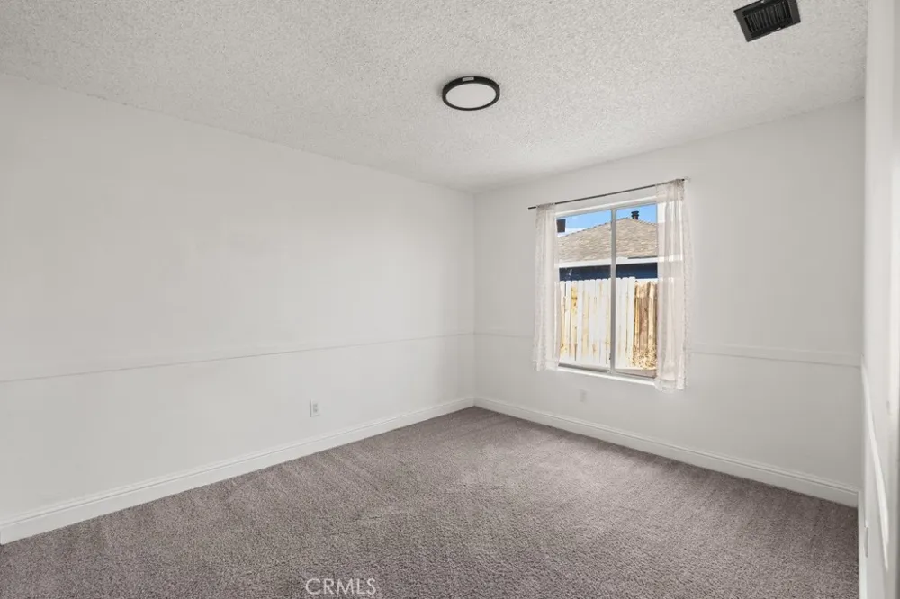 8560 Nipa Avenue California City, CA 93505