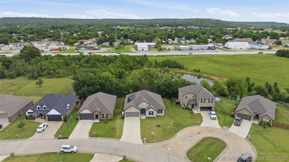 4207 W 4th Street Skiatook, OK 74070