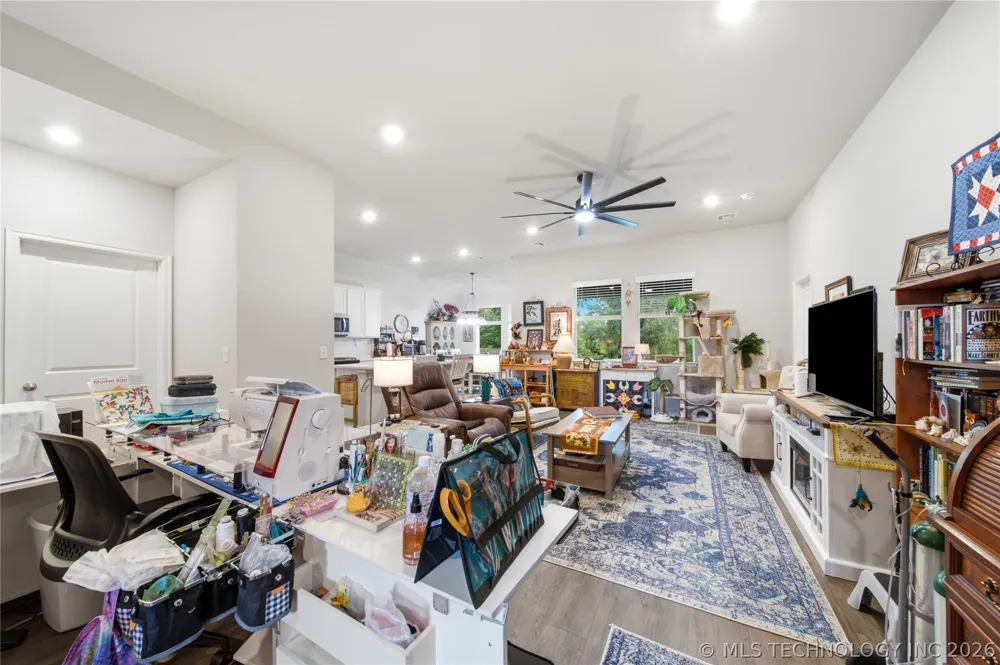 4207 W 4th Street Skiatook, OK 74070