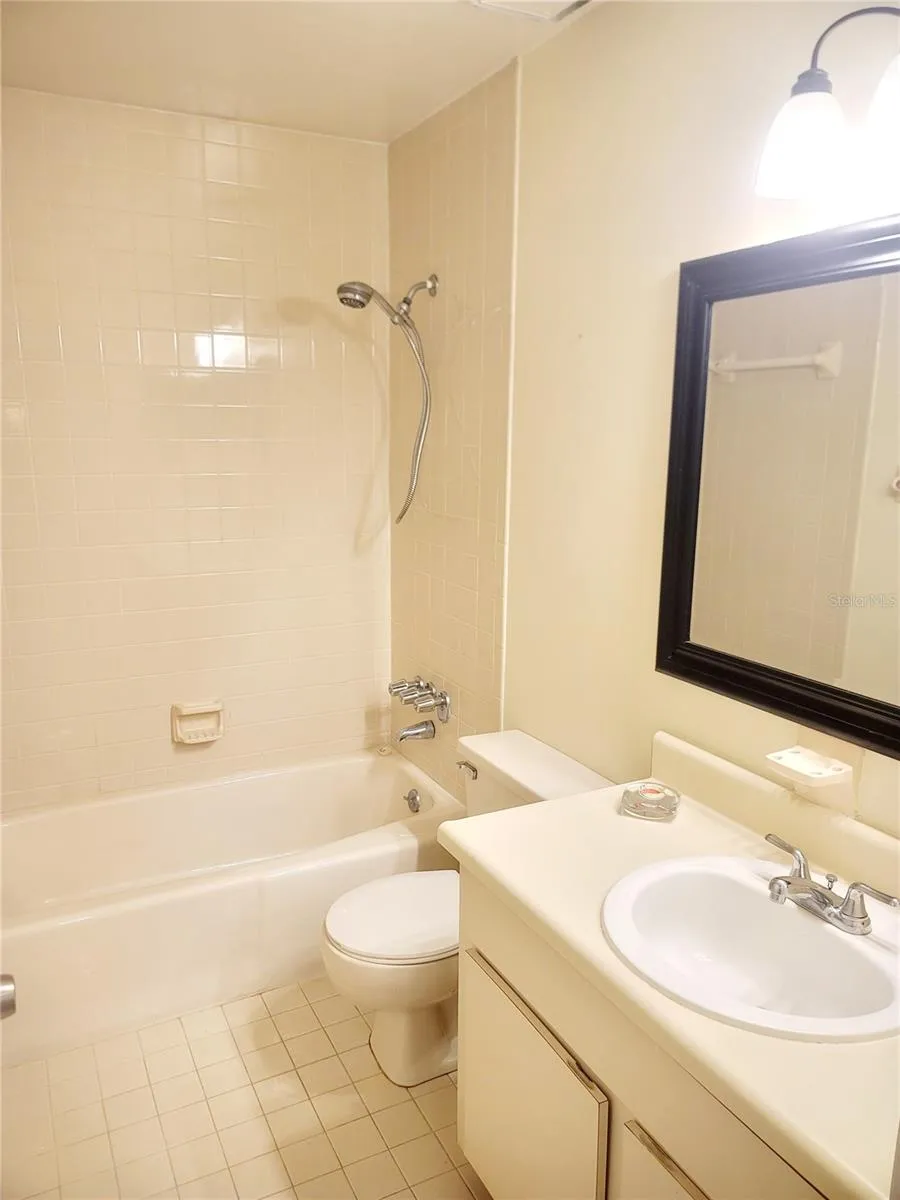 5323 11TH ST CIRCLE E Bradenton, FL 34203