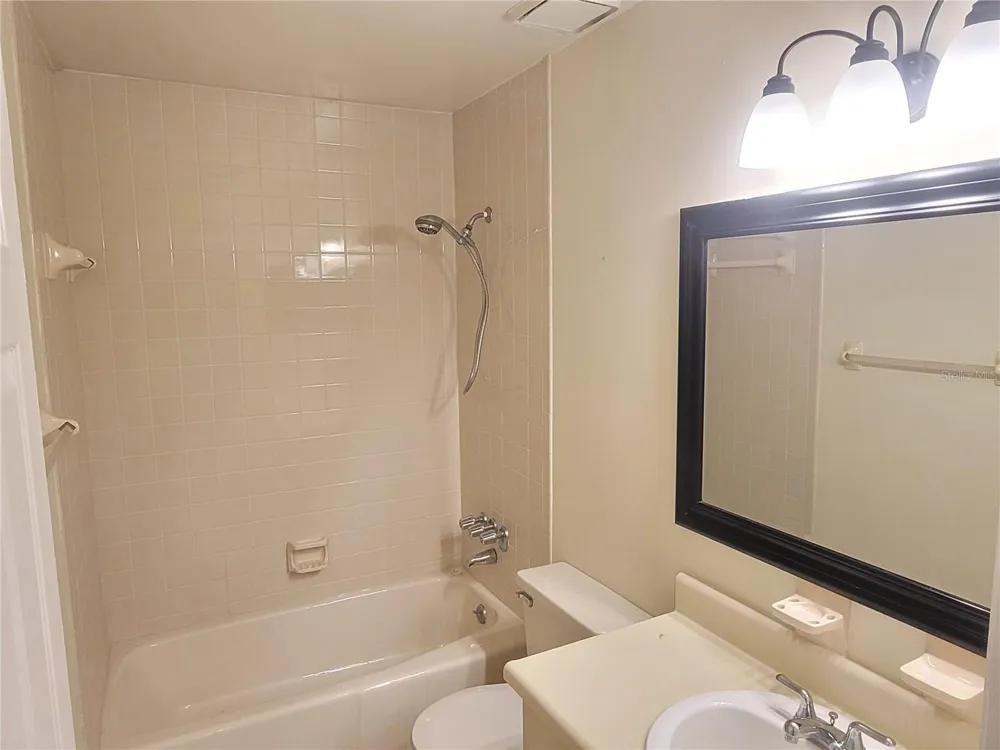 5323 11TH ST CIRCLE E Bradenton, FL 34203