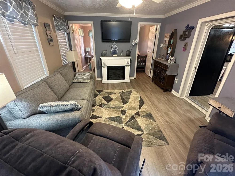 138 Marina Drive New London, NC 28127
