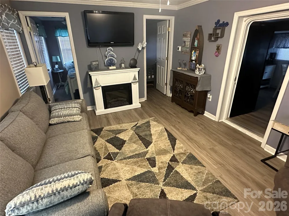138 Marina Drive New London, NC 28127
