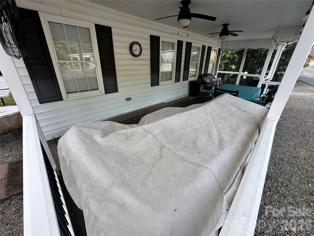 138 Marina Drive New London, NC 28127