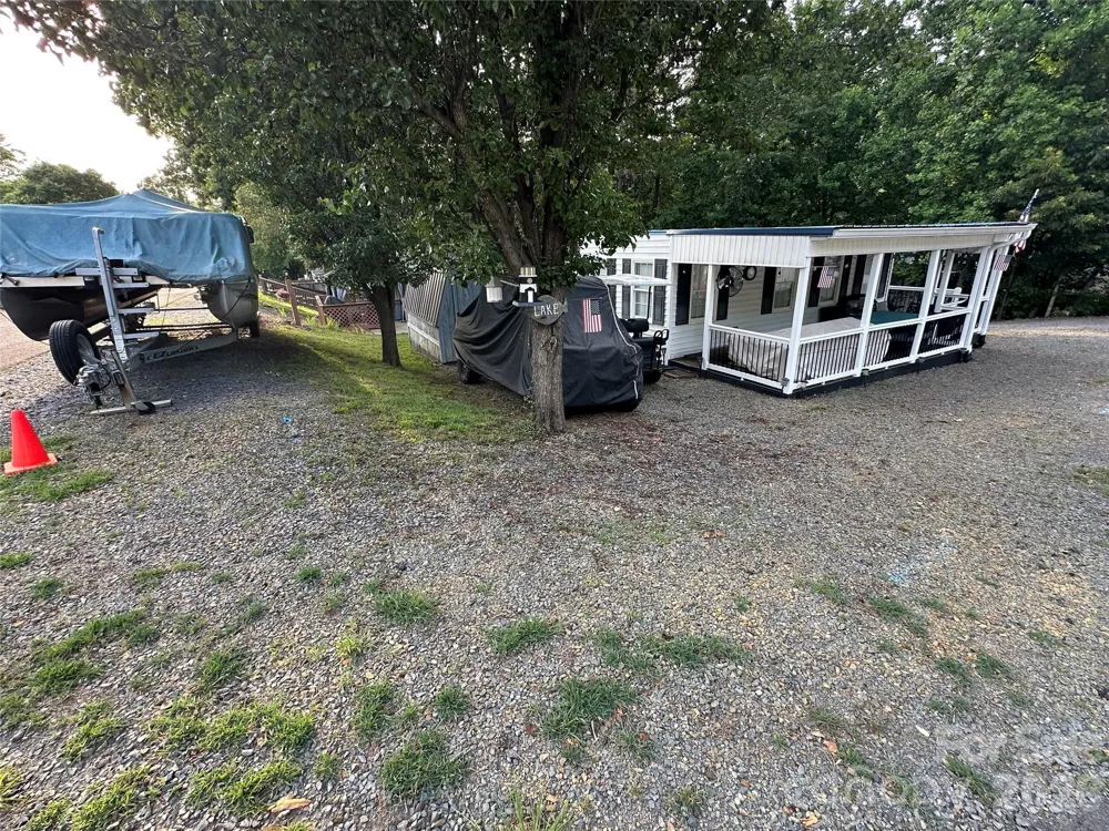 138 Marina Drive New London, NC 28127