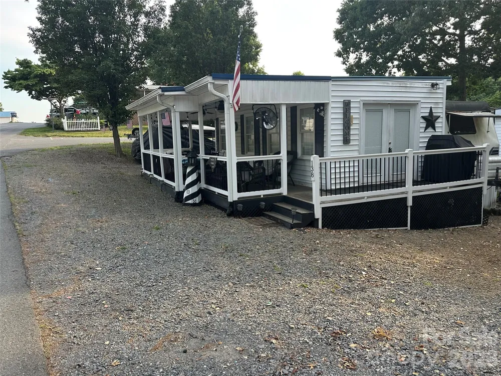 138 Marina Drive New London, NC 28127