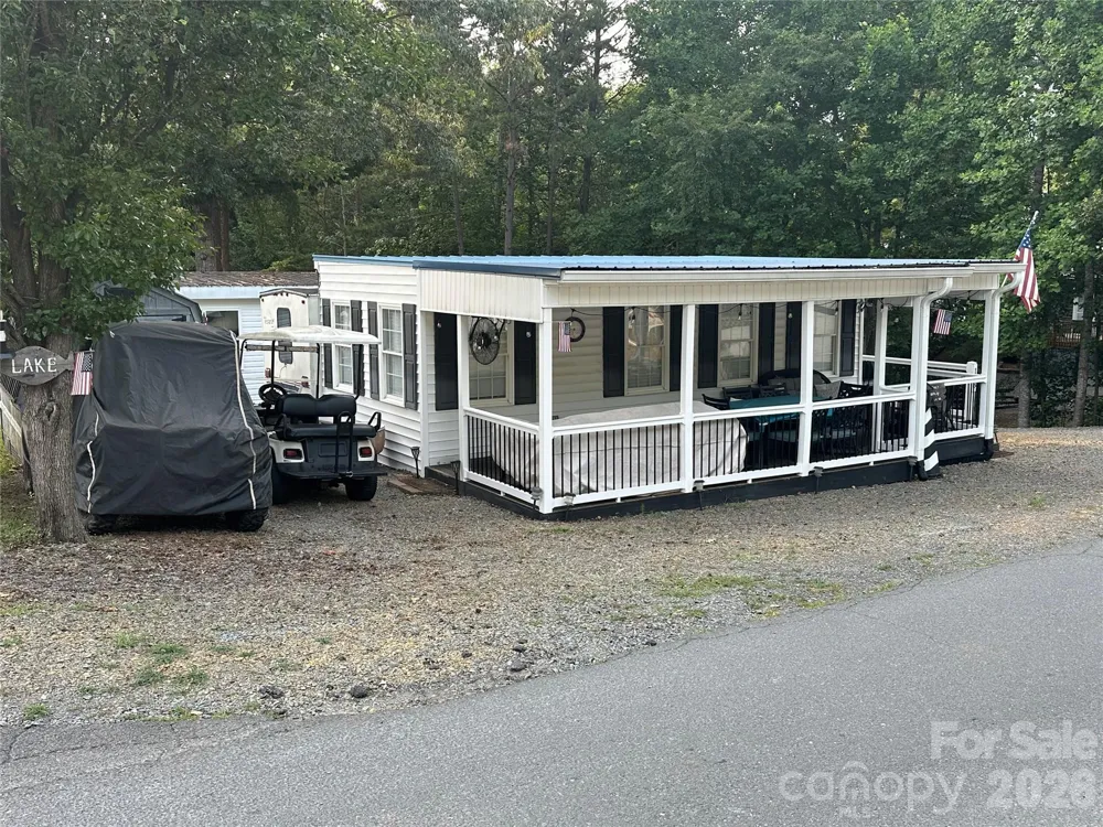 138 Marina Drive New London, NC 28127