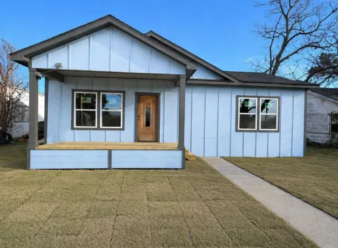 319 E Main Street