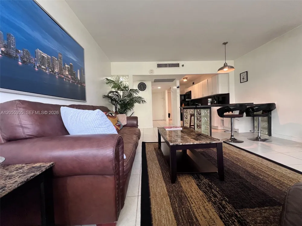 100 Lincoln Rd #634 Miami Beach, FL 33139