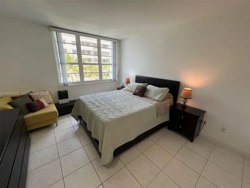 100 Lincoln Rd #634 Miami Beach, FL 33139