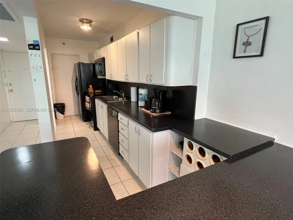 100 Lincoln Rd #634 Miami Beach, FL 33139