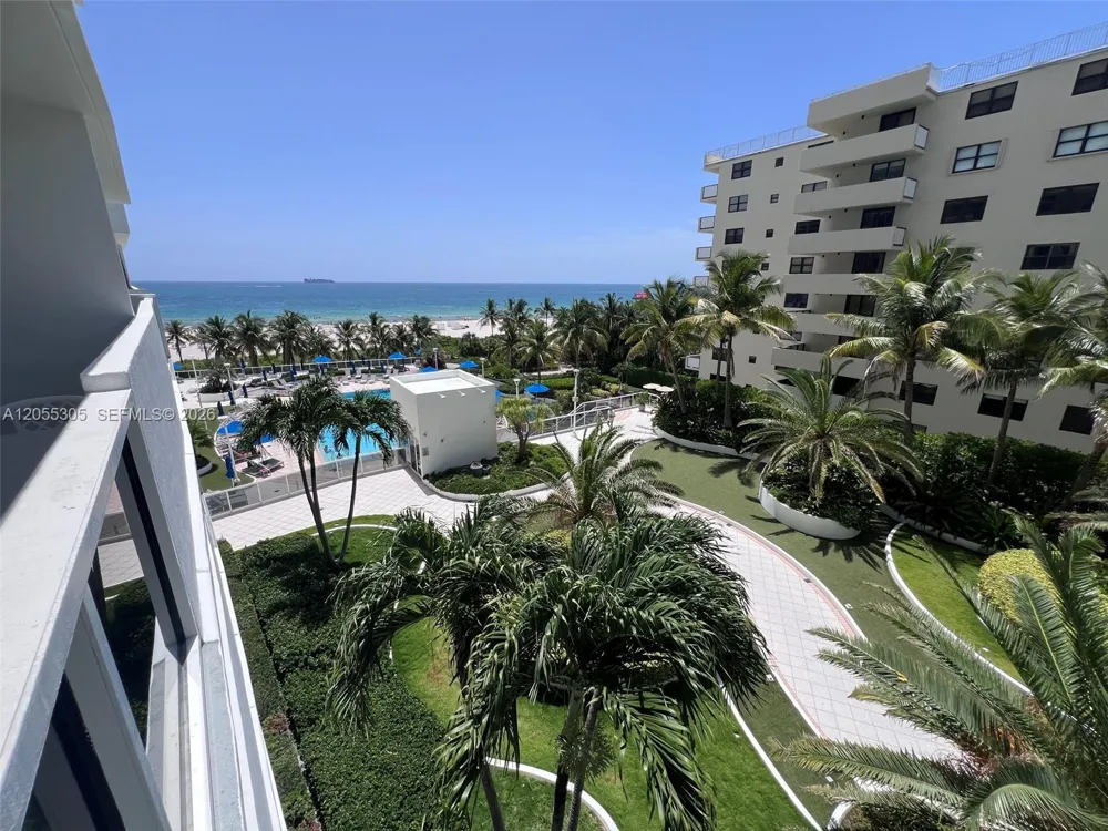 100 Lincoln Rd #634 Miami Beach, FL 33139