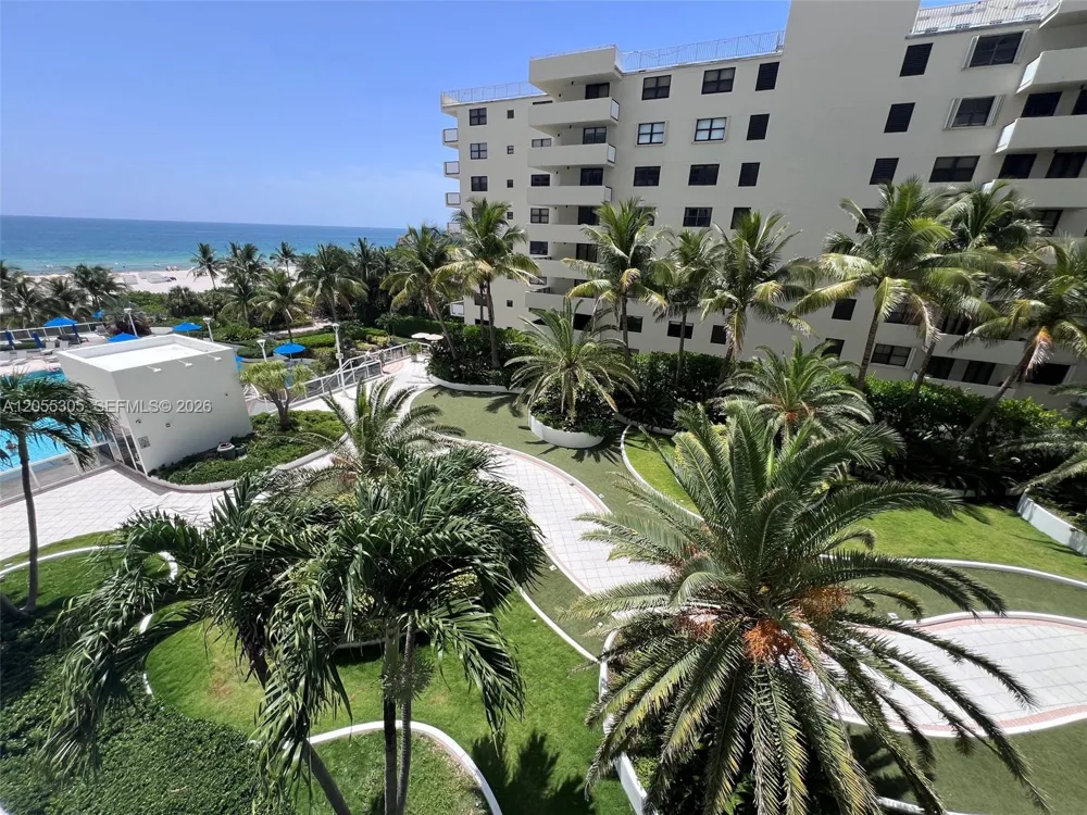 100 Lincoln Rd #634 Miami Beach, FL 33139
