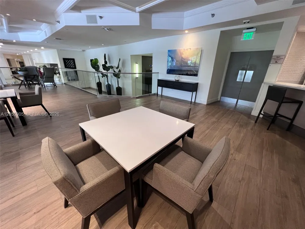 100 Lincoln Rd #634 Miami Beach, FL 33139