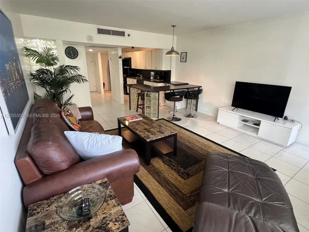 100 Lincoln Rd #634 Miami Beach, FL 33139