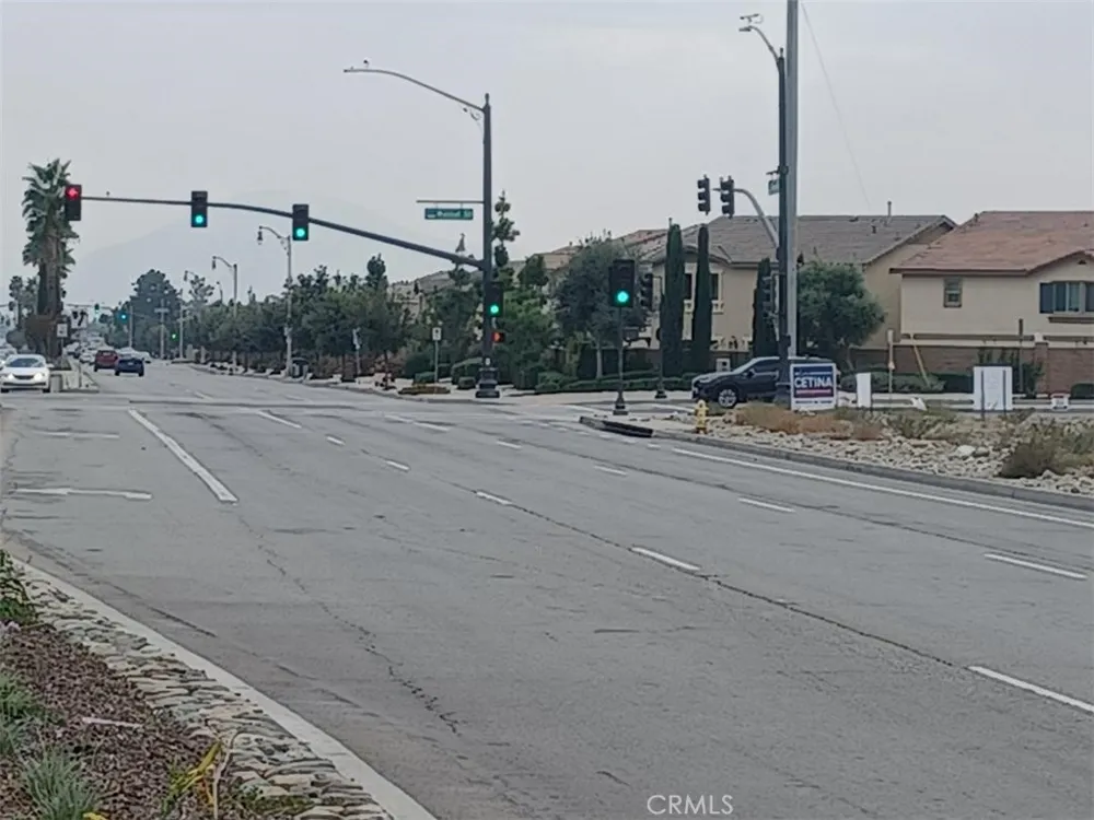6705 Sierra Avenue Fontana, CA 92336