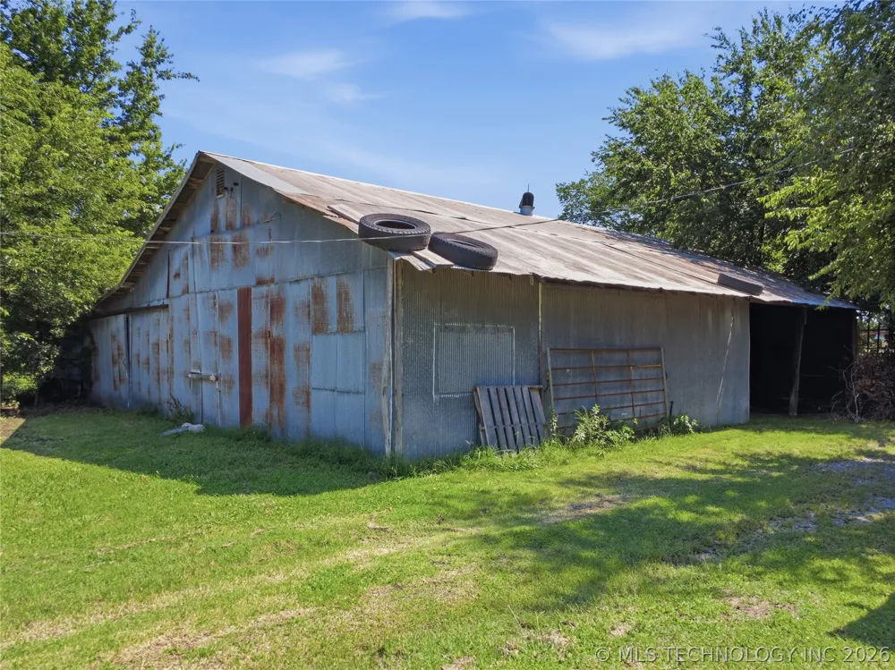 401 E 500 Pryor, OK 74361