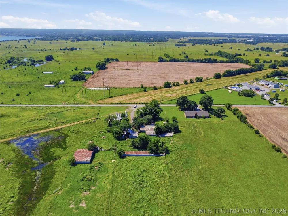 401 E 500 Pryor, OK 74361