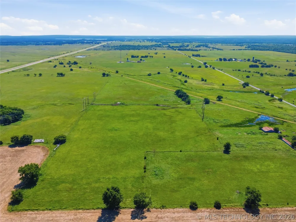 401 E 500 Pryor, OK 74361