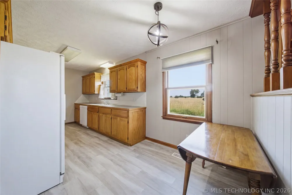 401 E 500 Pryor, OK 74361