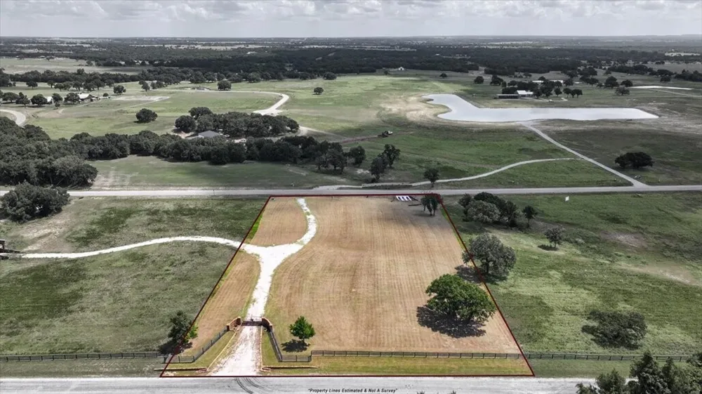 Woodbridge Boulevard Bowie, TX 76230