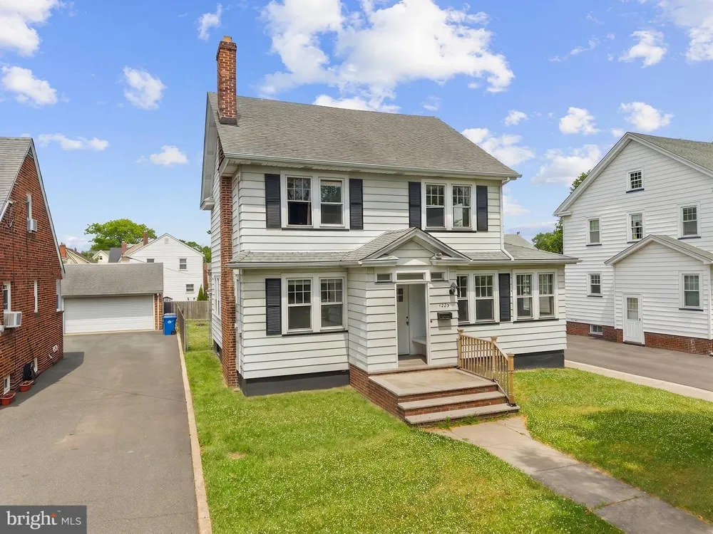1029 KIPLING ROAD Elizabeth, NJ 07208