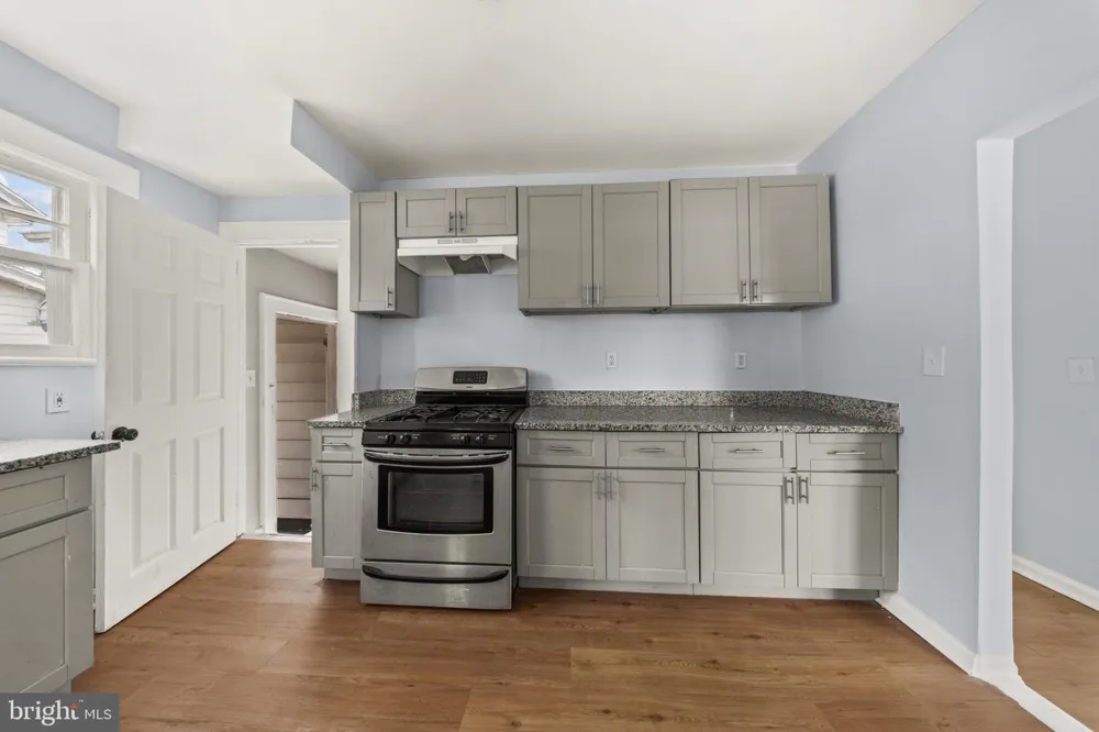 1029 KIPLING ROAD Elizabeth, NJ 07208