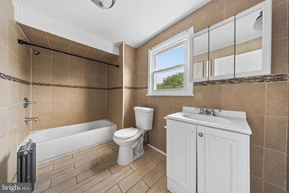 1029 KIPLING ROAD Elizabeth, NJ 07208