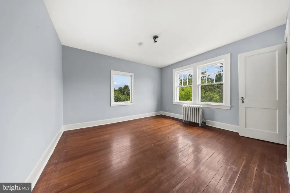 1029 KIPLING ROAD Elizabeth, NJ 07208